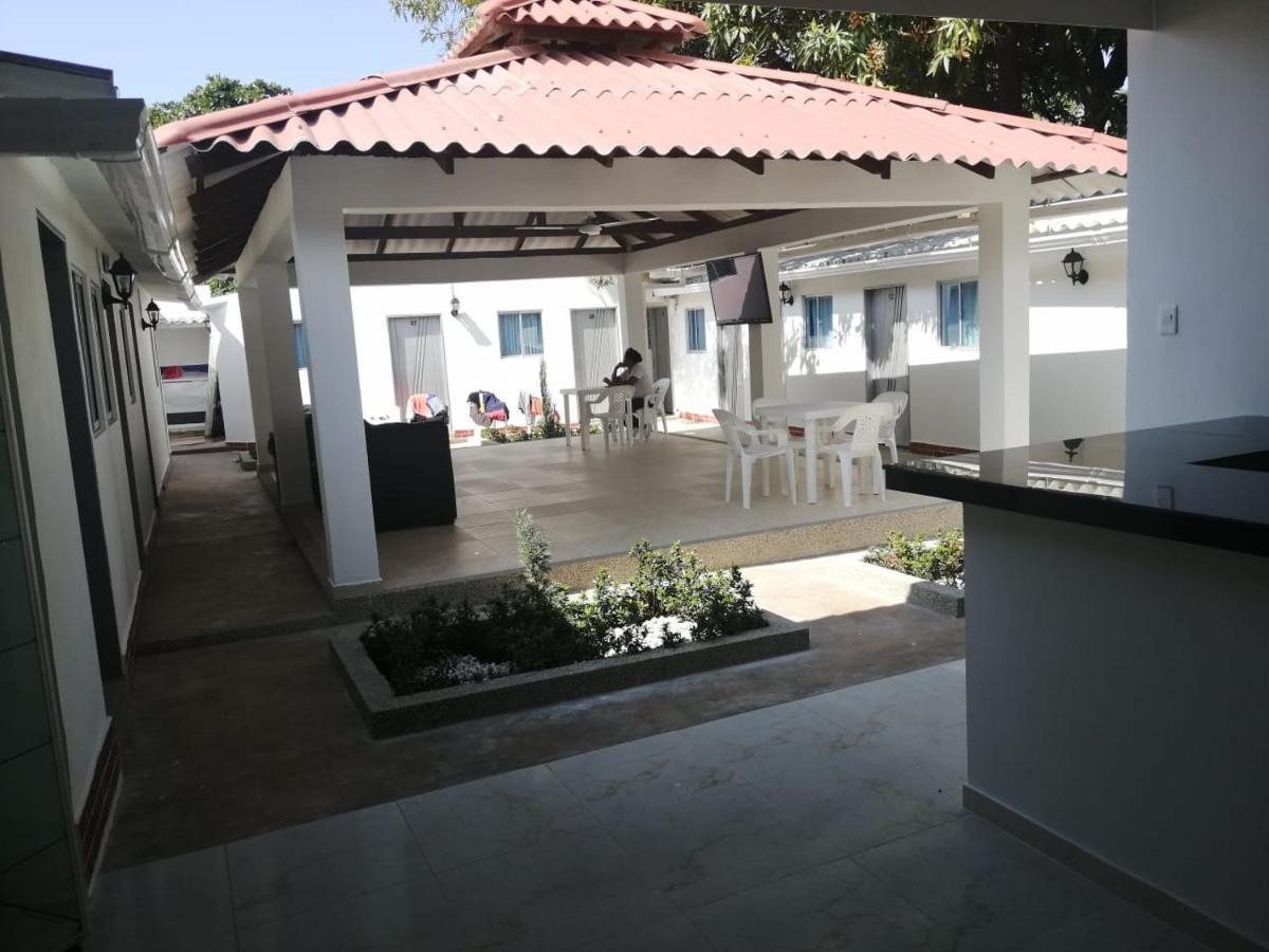 Hotel San Juan Plaza San Juan del Cesar Bagian luar foto